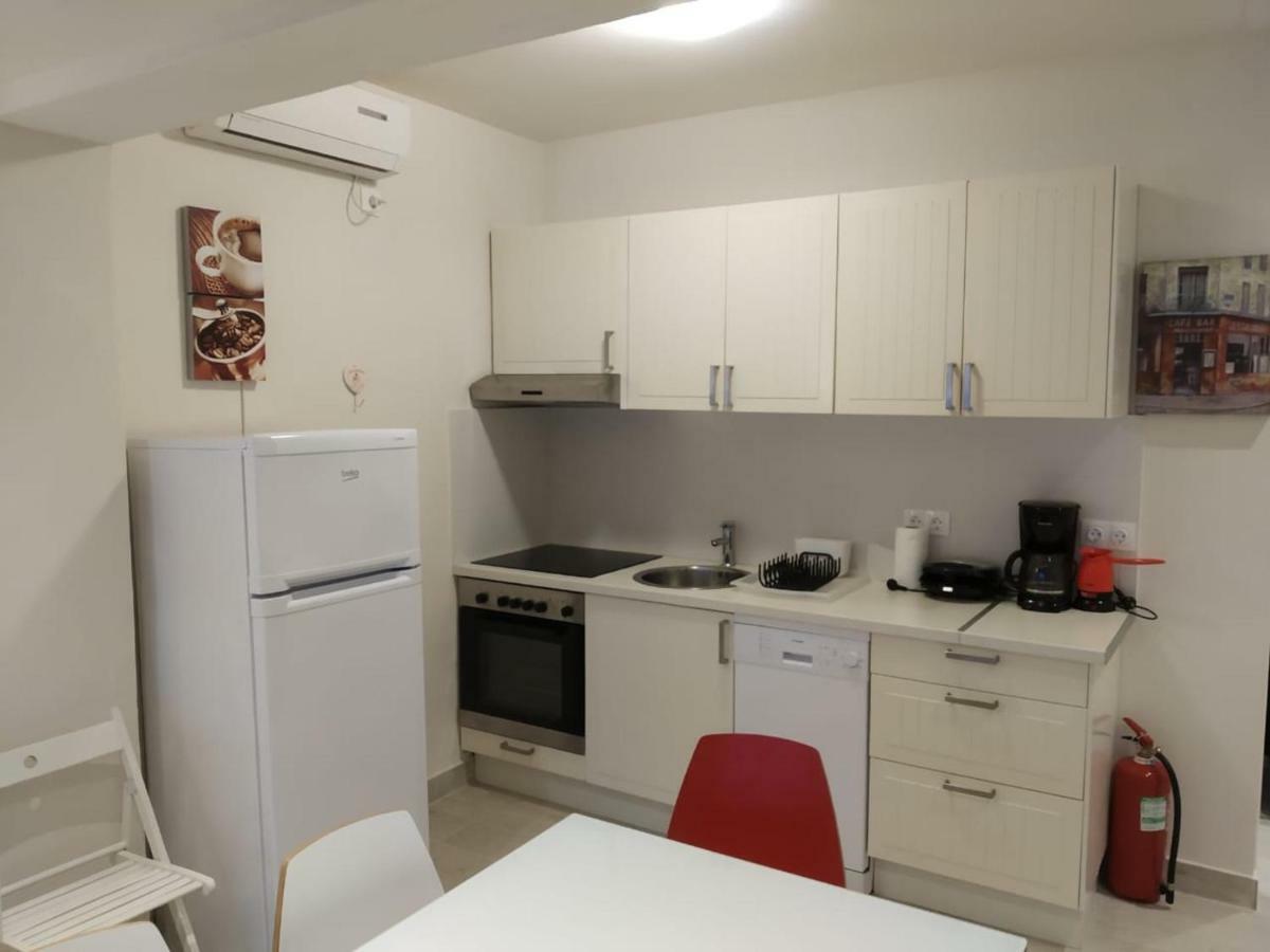 Isabel Artemis Apartment Хорефто Екстериор снимка