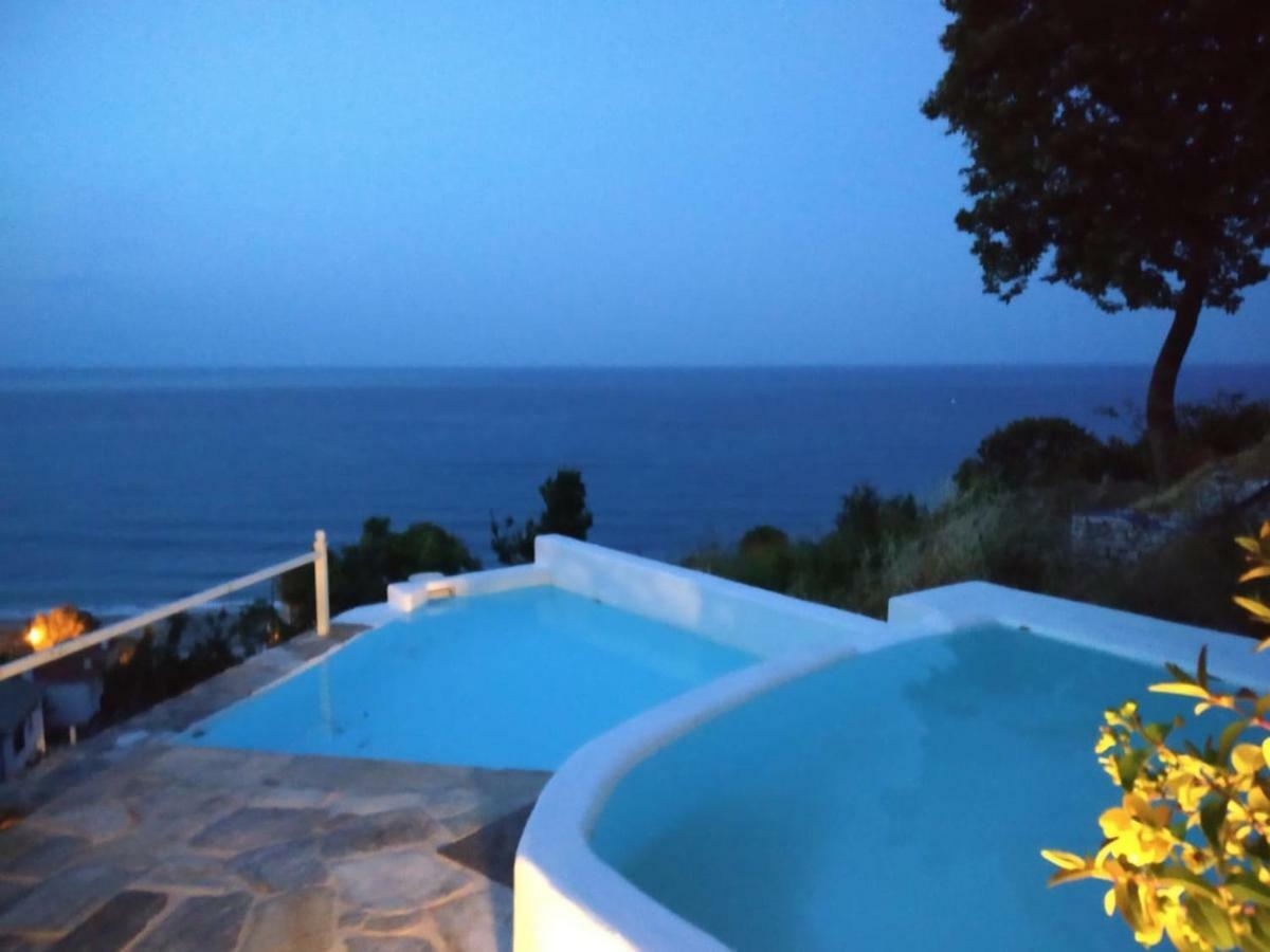 Isabel Artemis Apartment Хорефто Екстериор снимка