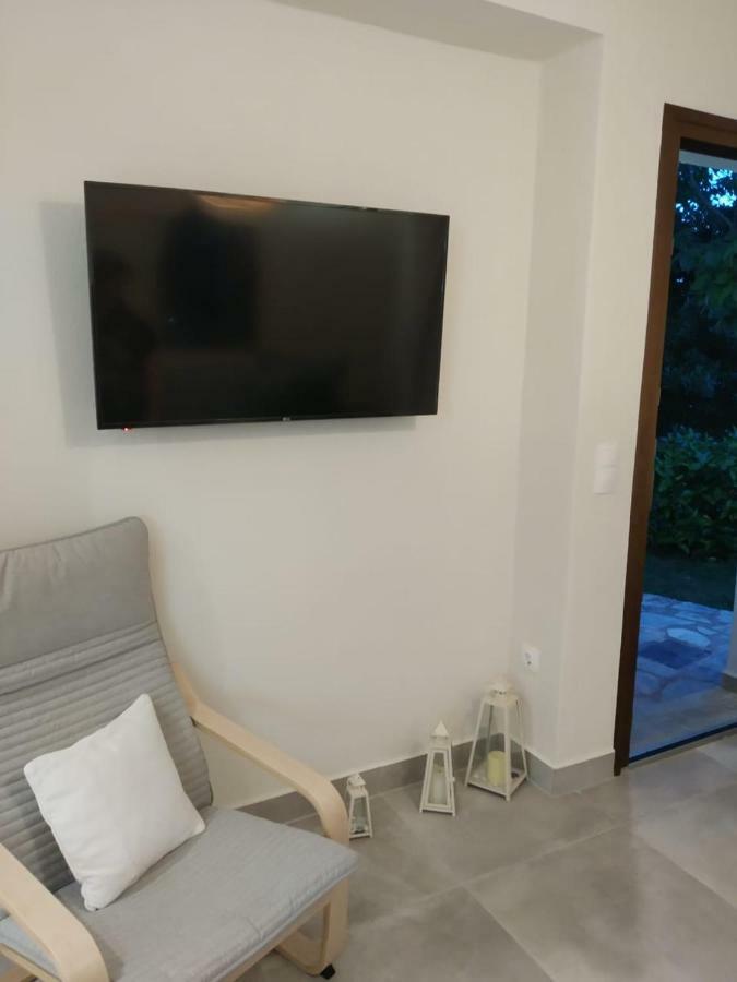 Isabel Artemis Apartment Хорефто Екстериор снимка